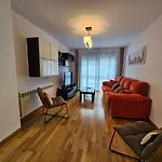 13b01 Con Terraza Y Garaje By R2r Consulting Appartement